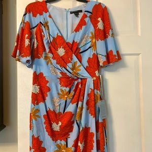 Maggy London Faux Wrap Floral Fluttered sleeves midi dress sz 6 NWT